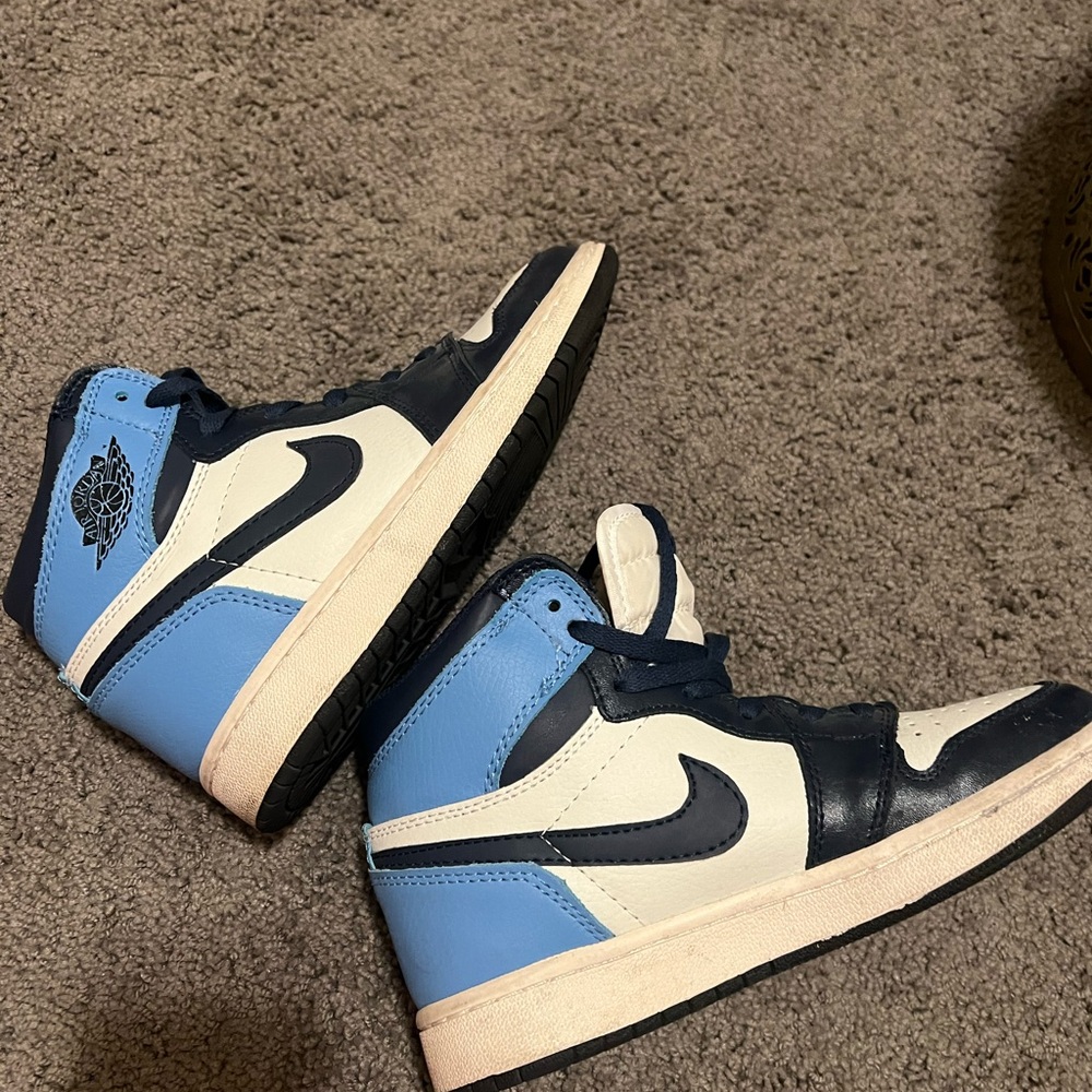 Nike Women's High-Top Air Jordan 6.5